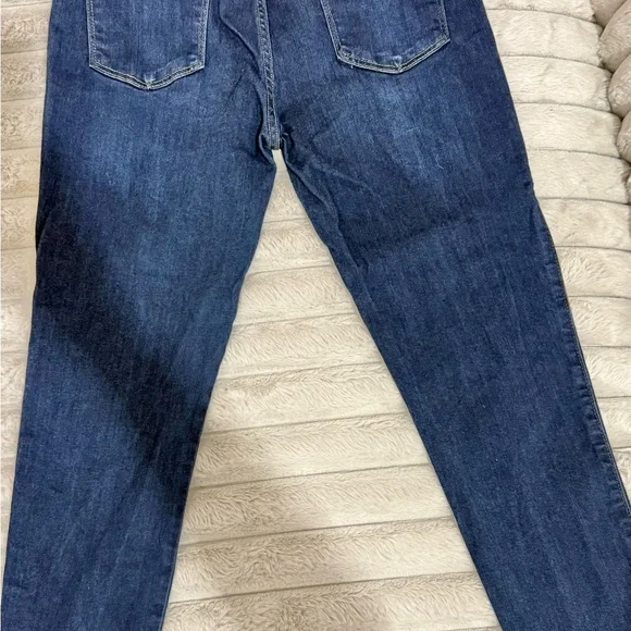 JustUSA Dark Wash Distressed Skinny Jeans – Size 31 - Picture 2 of 3